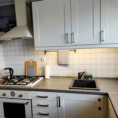 Tymczasem Na Partyzantow Appartement